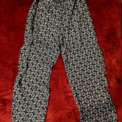 NWOT WOMENS RUE 21 PANTS BLACK AND WHITE SIZE S 