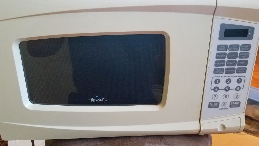 Microwave Oven