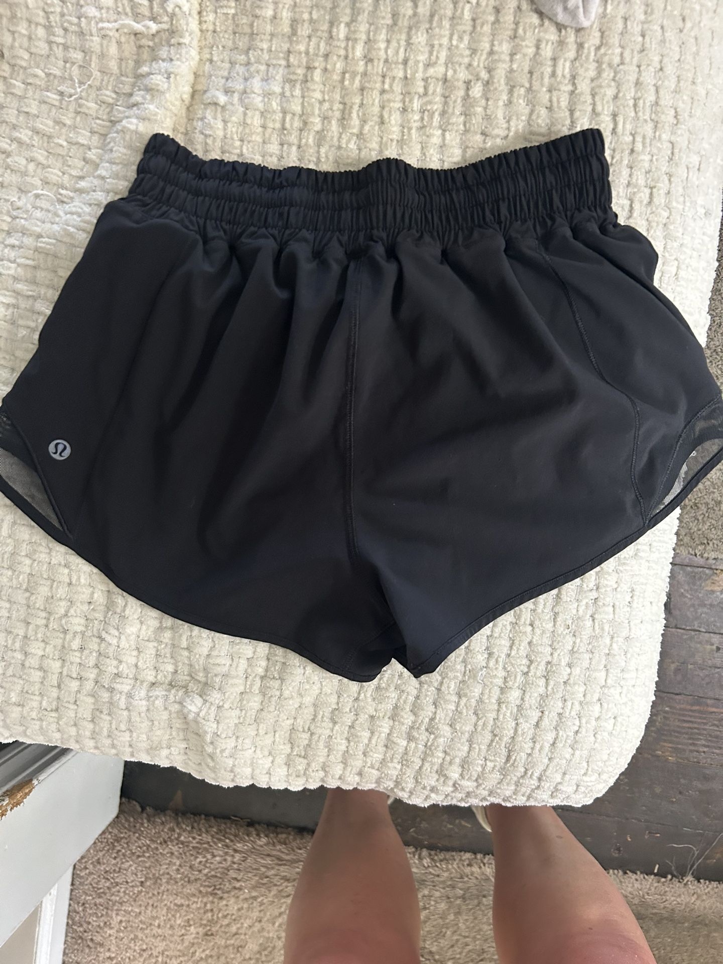 Lulu Lemon Size 6