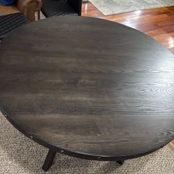 Round Dinning Table 