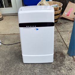 Whynter ARC-12SDH 12,000 BTU Portable Air Conditioner with Heater