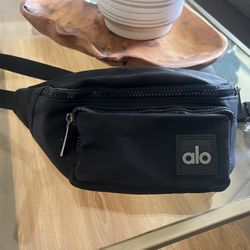 Alo Fanny Pack