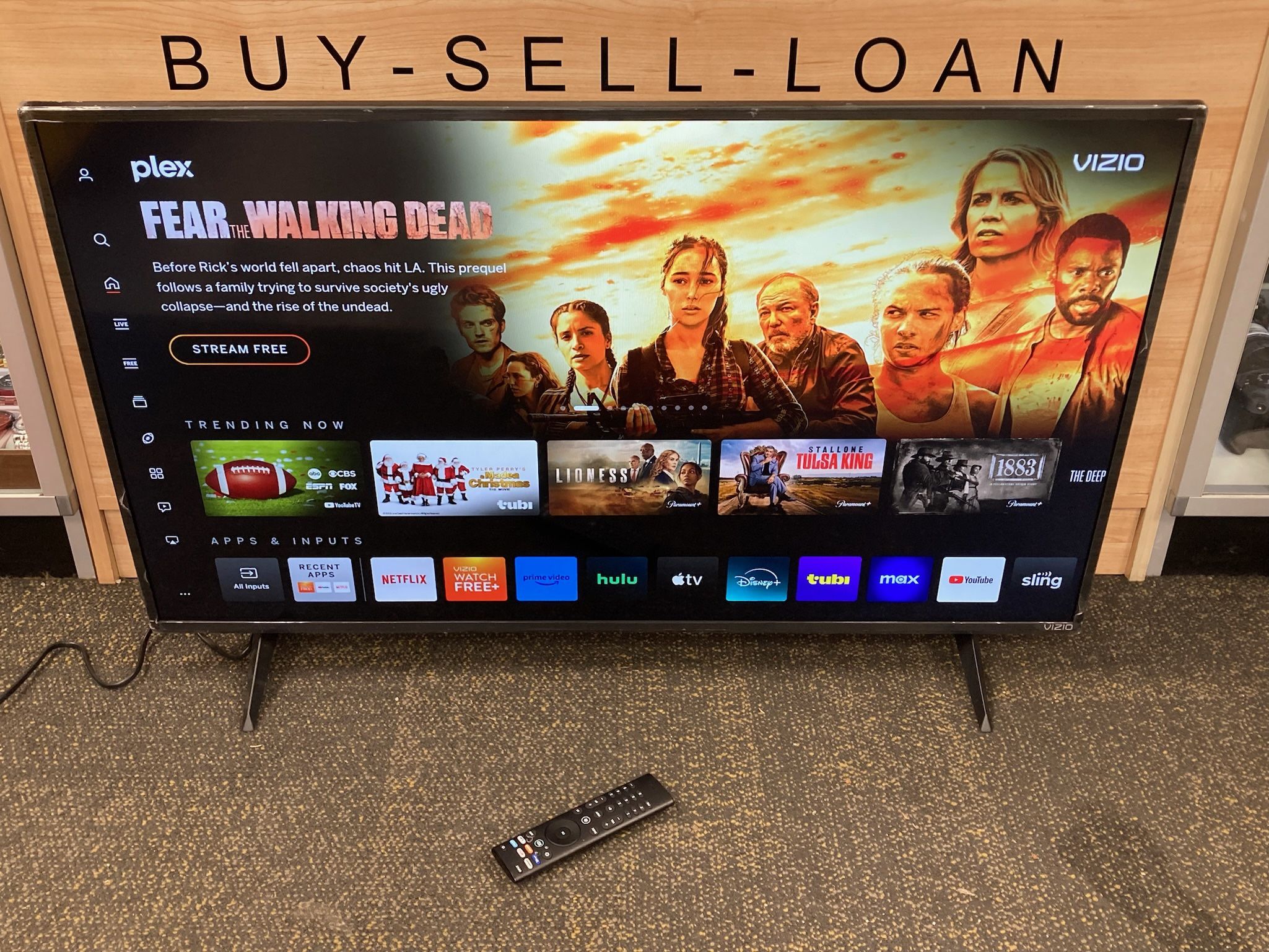 VIZIO D43F-J04 43-inch D-Series Full HD 1080p Smart TV with AirPlay