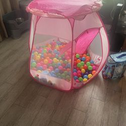 Ball Pit Tent With Colorful Plastic Balls 