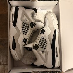 Jordan 4 Military Black