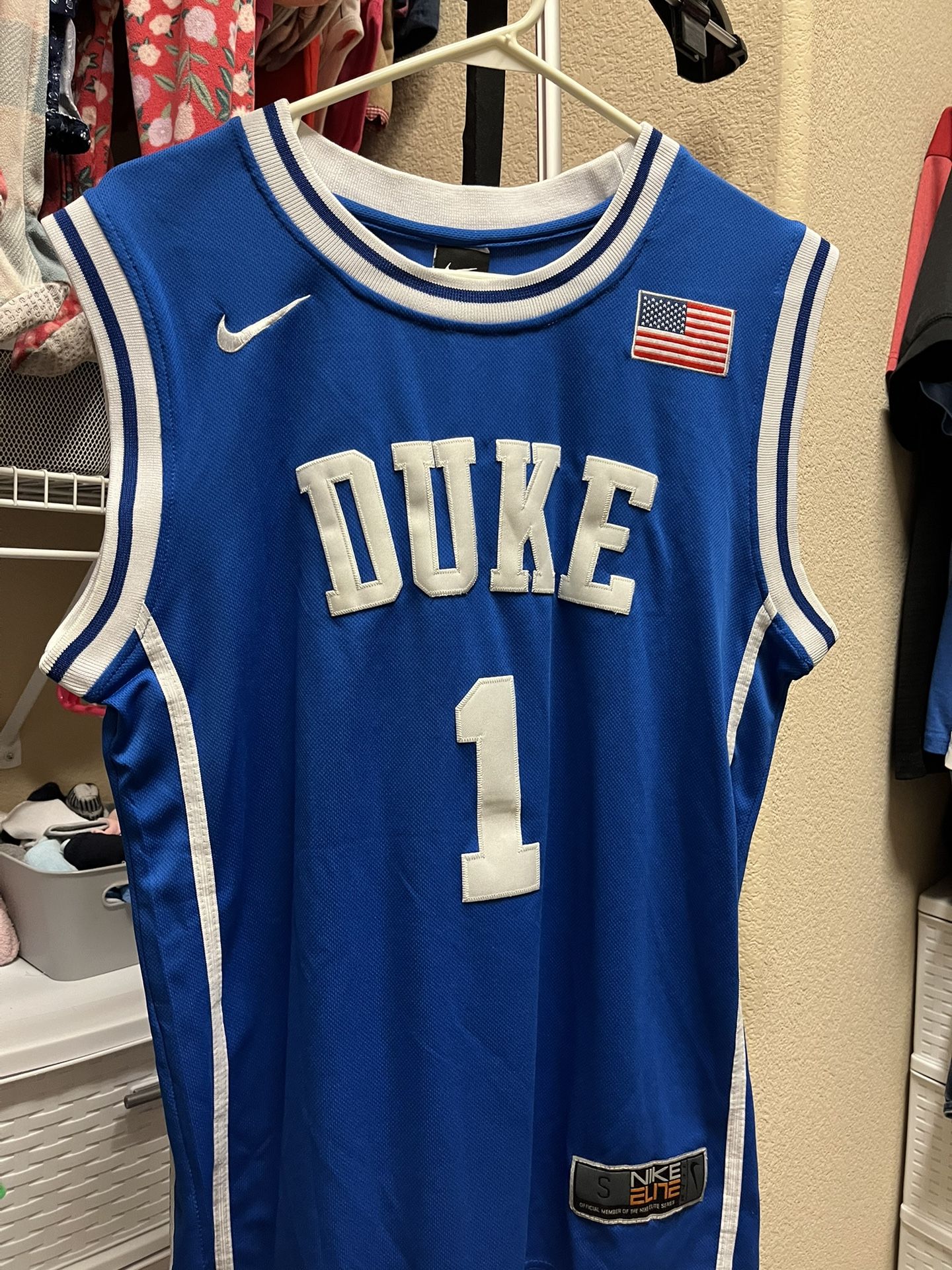 Duke jersey Kyrie Irving
