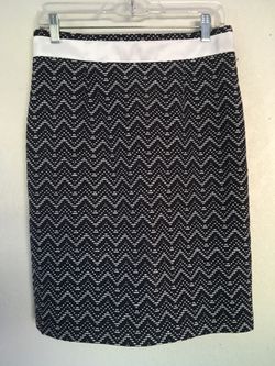 Brooks Brothers "346" Navy Blue Front Pleat Pencil Skirt Size 4