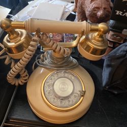 Vintage Rotary Telephone 