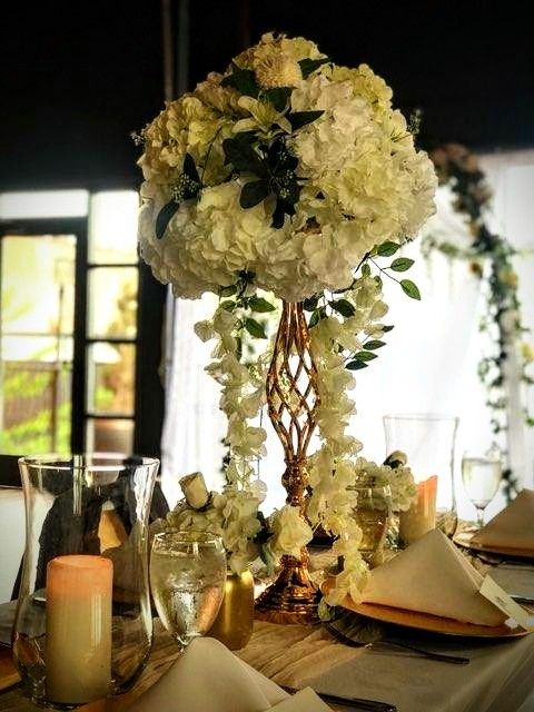 Gold Centerpieces W/O Flowers