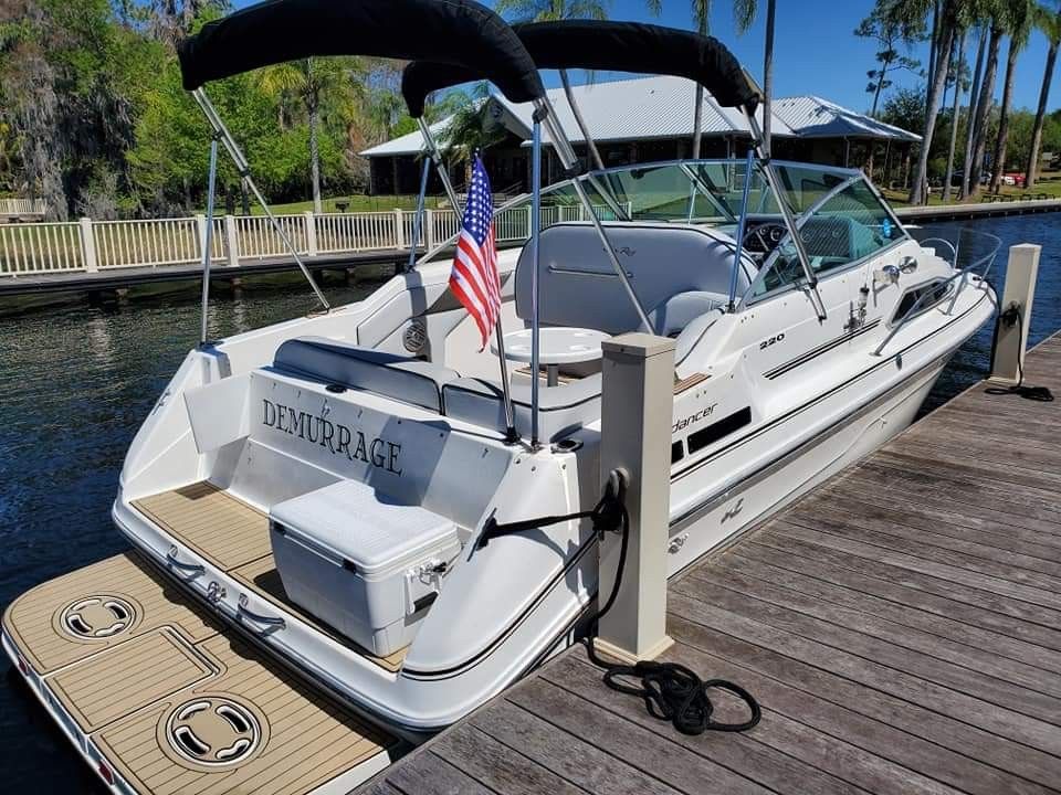 1990 Sea Ray SUNDANCER 220