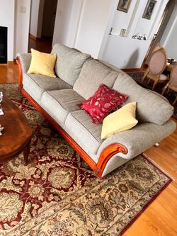 Free in great condition furniture