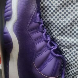 Jordan Retro 12