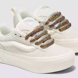Vans Stack