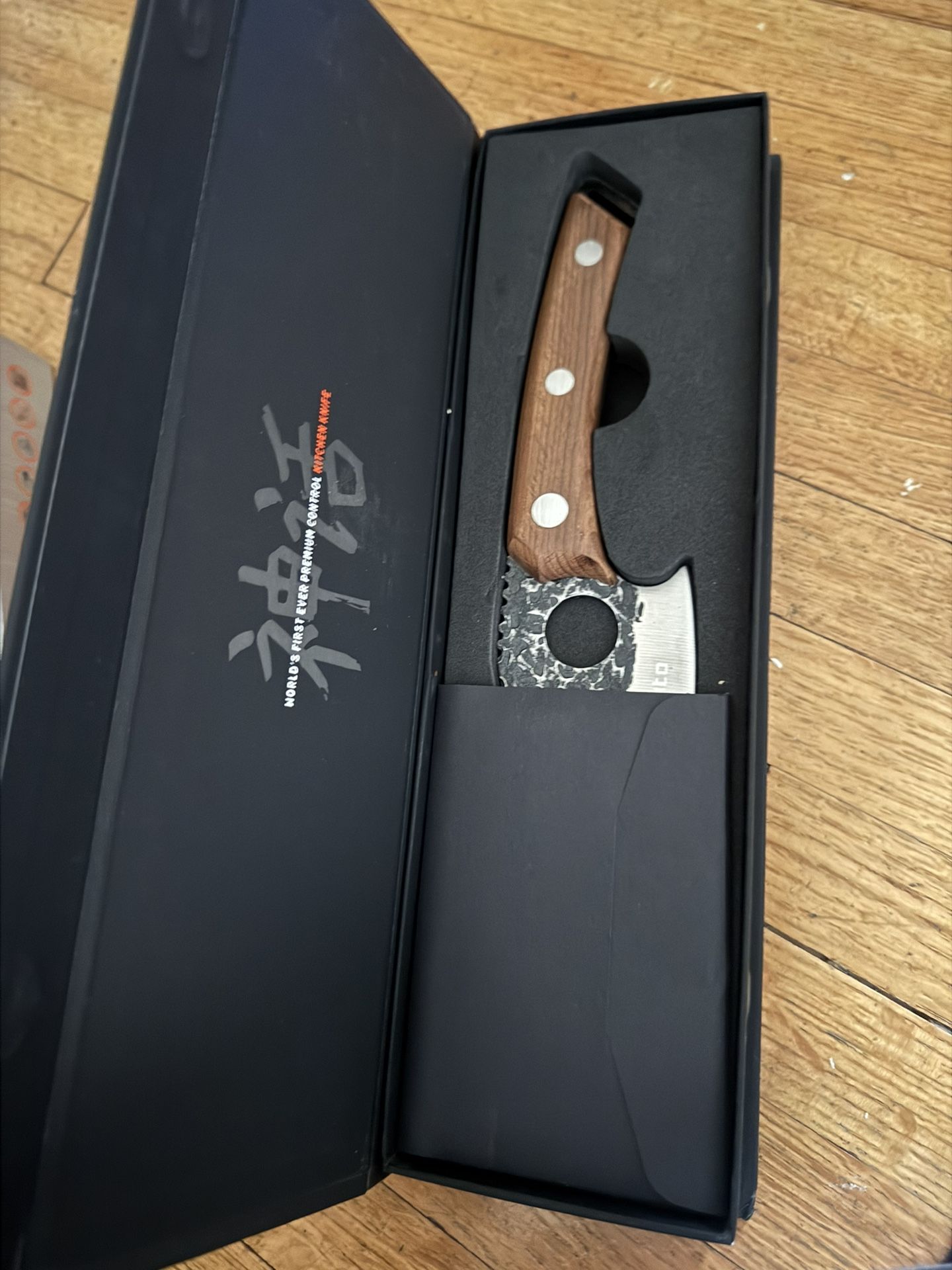 Set Of 2 New In Box Matsato Kitchen Knives