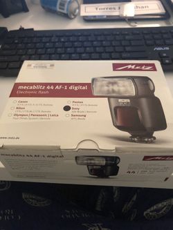 Metz 44 AF-1 Speedlight