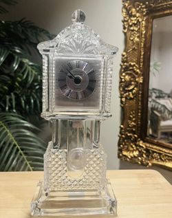 Crystal Legends by Godinger desktop or mantel clock