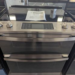 Open box GE 30 in 5 burner element slide in double oven electric Range w/ true Convection. Was$2599, now $1499 W/ 1 Year warranty