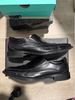 Dockers slip on dress shoes