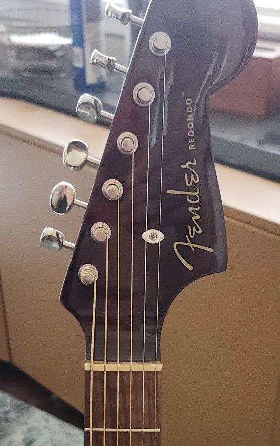 Fender Redondo dreadnought/ acoustic an electric guitar.