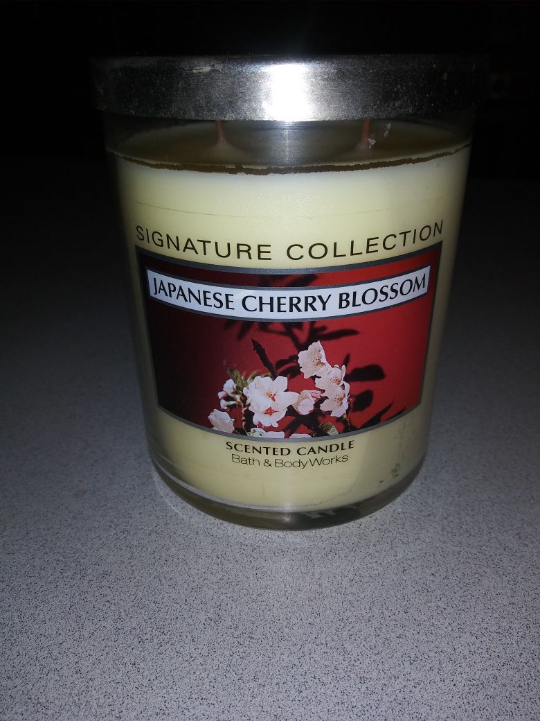 SIGNATURE COLLECTION JAPANESE CHERRY BLOSSOM SCENTED CANDLE BATH & BODY WORKS NEW NEVER USED