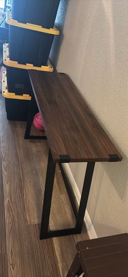 Entryway table