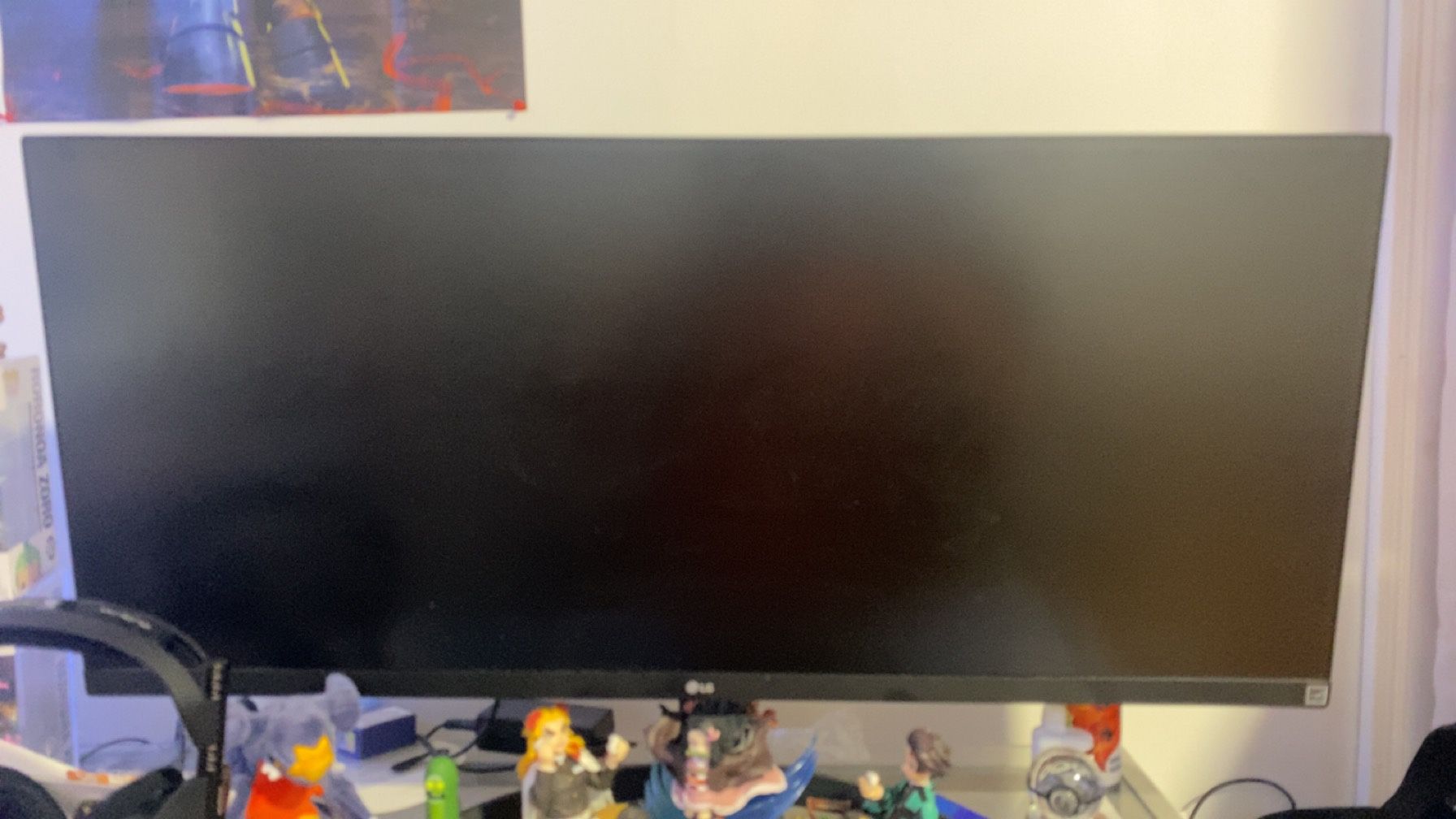 32” LG Monitor