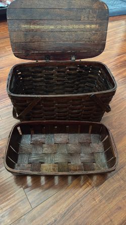 Antique Wood Woven Picnic Basket With Tray and Double Handles