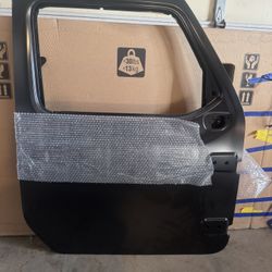 Jeep Gladiator Black Passenger Front Door Shell (contact info removed)0AO