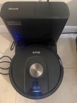 Shark Matrix Plus Robot Vacuum with Base