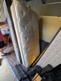 Twin Size Mattress And Box Spring Very Good Condition With Frame (REDUCED)