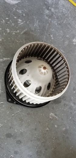 OEM Nissan Maxima 2009-2014 Air Conditioning AC Heat Blower Motor Fan Parted from a 2012 Nissan Maxima