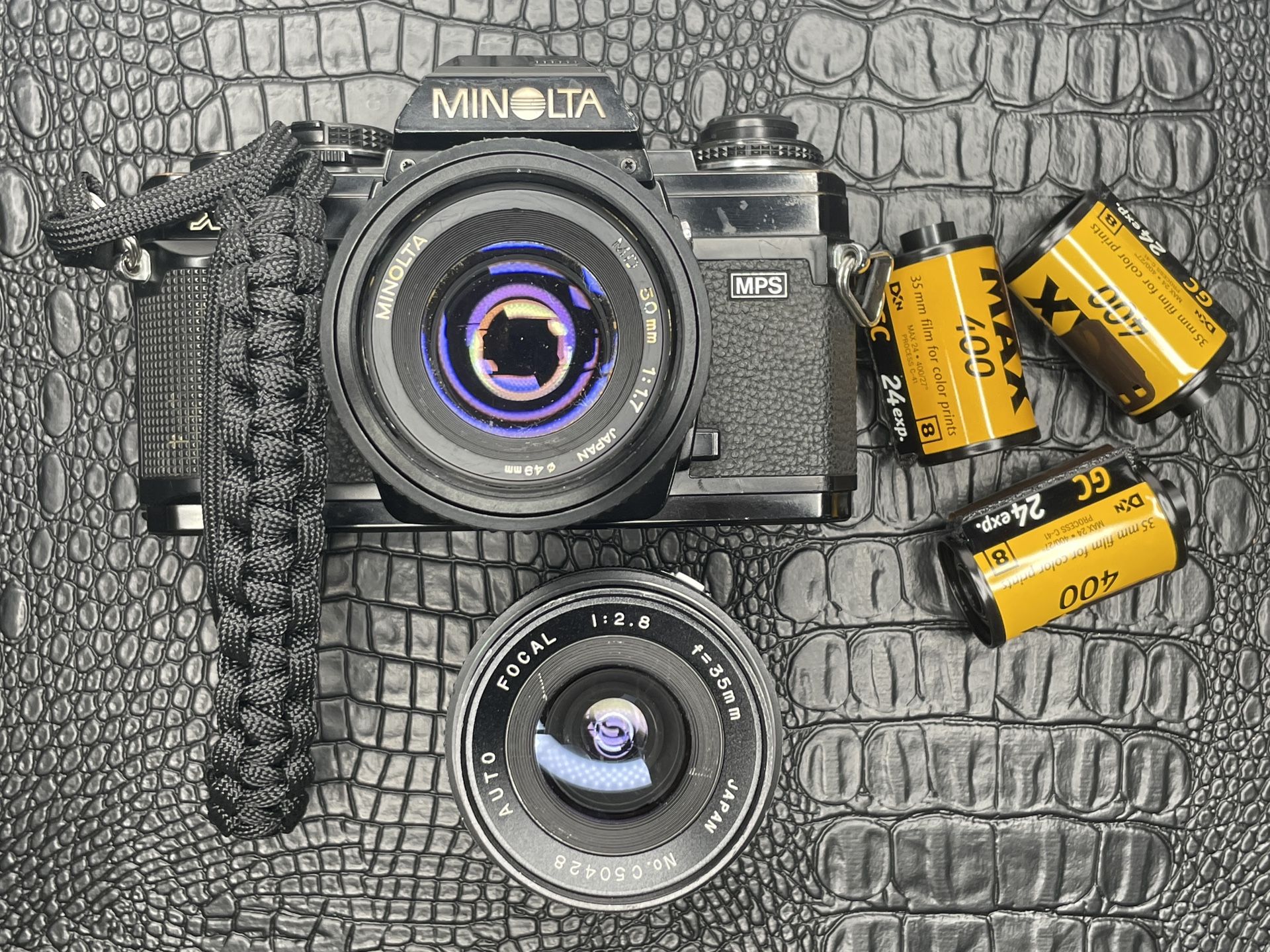 Minolta X-700 With 2 Lenses