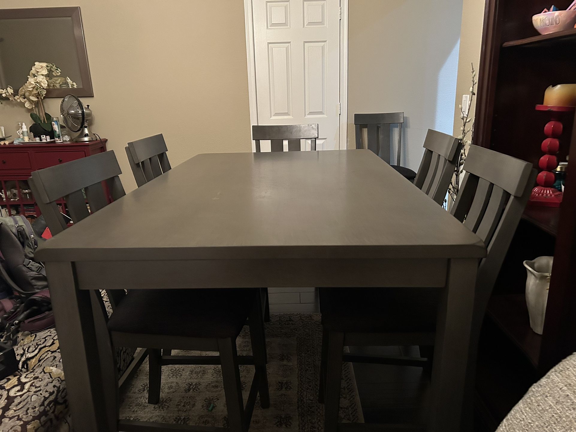 Kitchen table, 6 Padded chairs