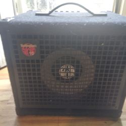 Warwick Sweet 10 bass amplifier
