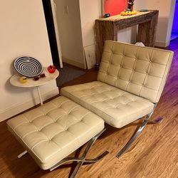 💲Save 💰BIG 💥 Leather Chair With chaise Delivered 🚛