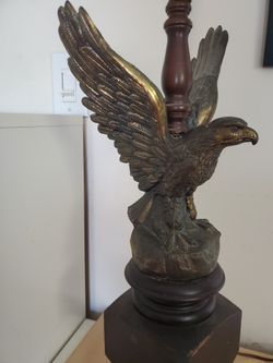 Vintage Bold Eagle Brass Table Lamp