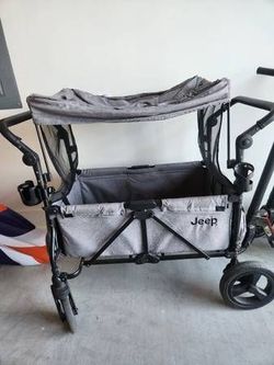 Jeep Wrangler Stroller Wagon by Delta Children - Gray