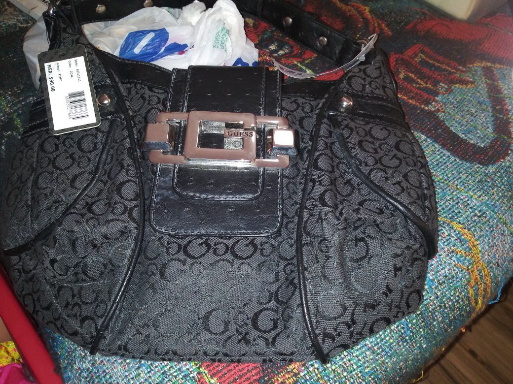 Guess purse its new