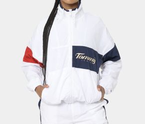 tommy hilfiger windbreaker
