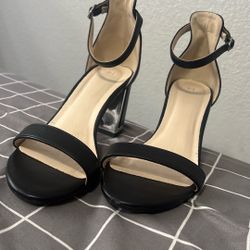 HALSTON HEELS 