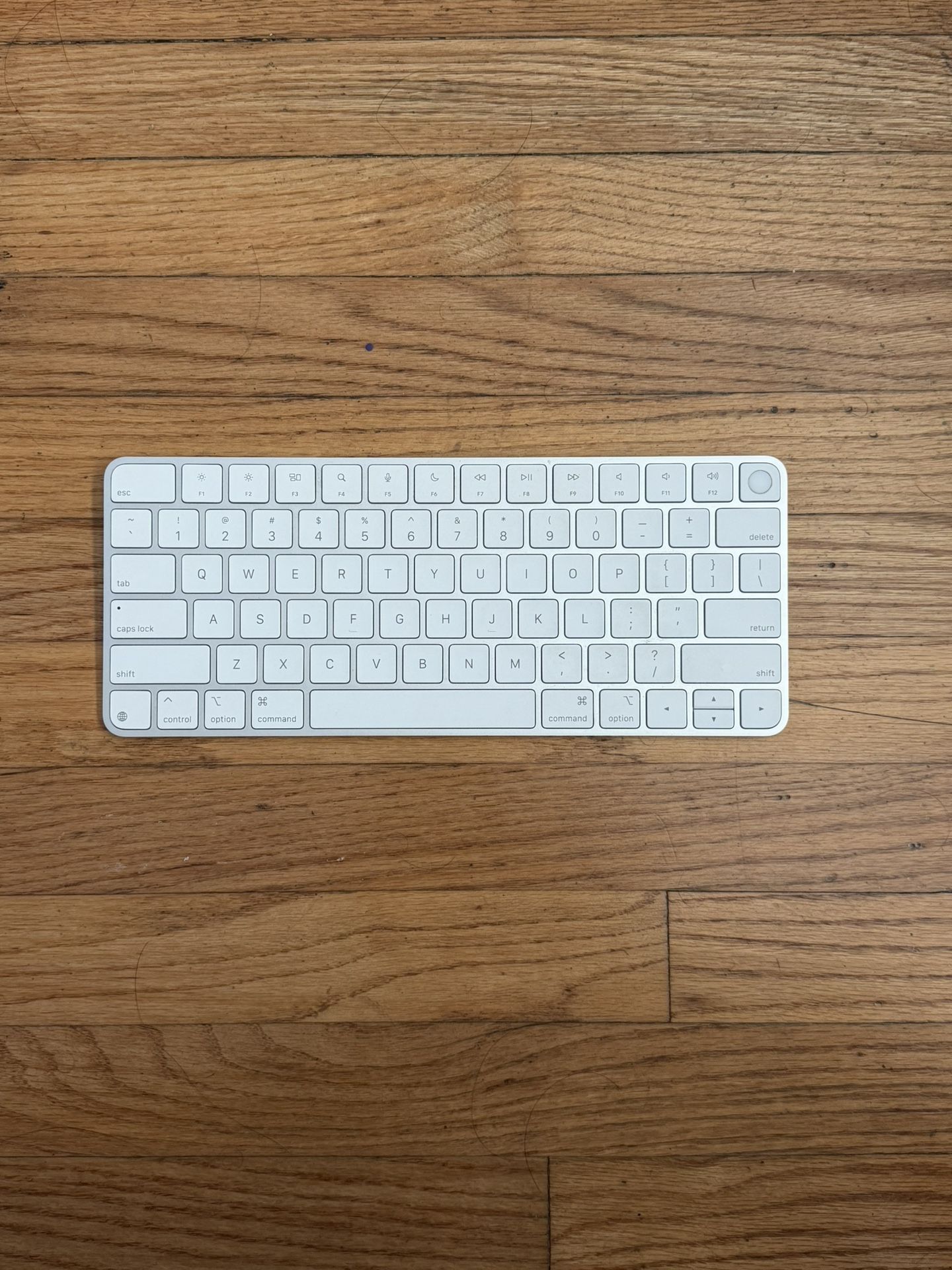 Magic Keyboard with Touch ID - (USB–C)
