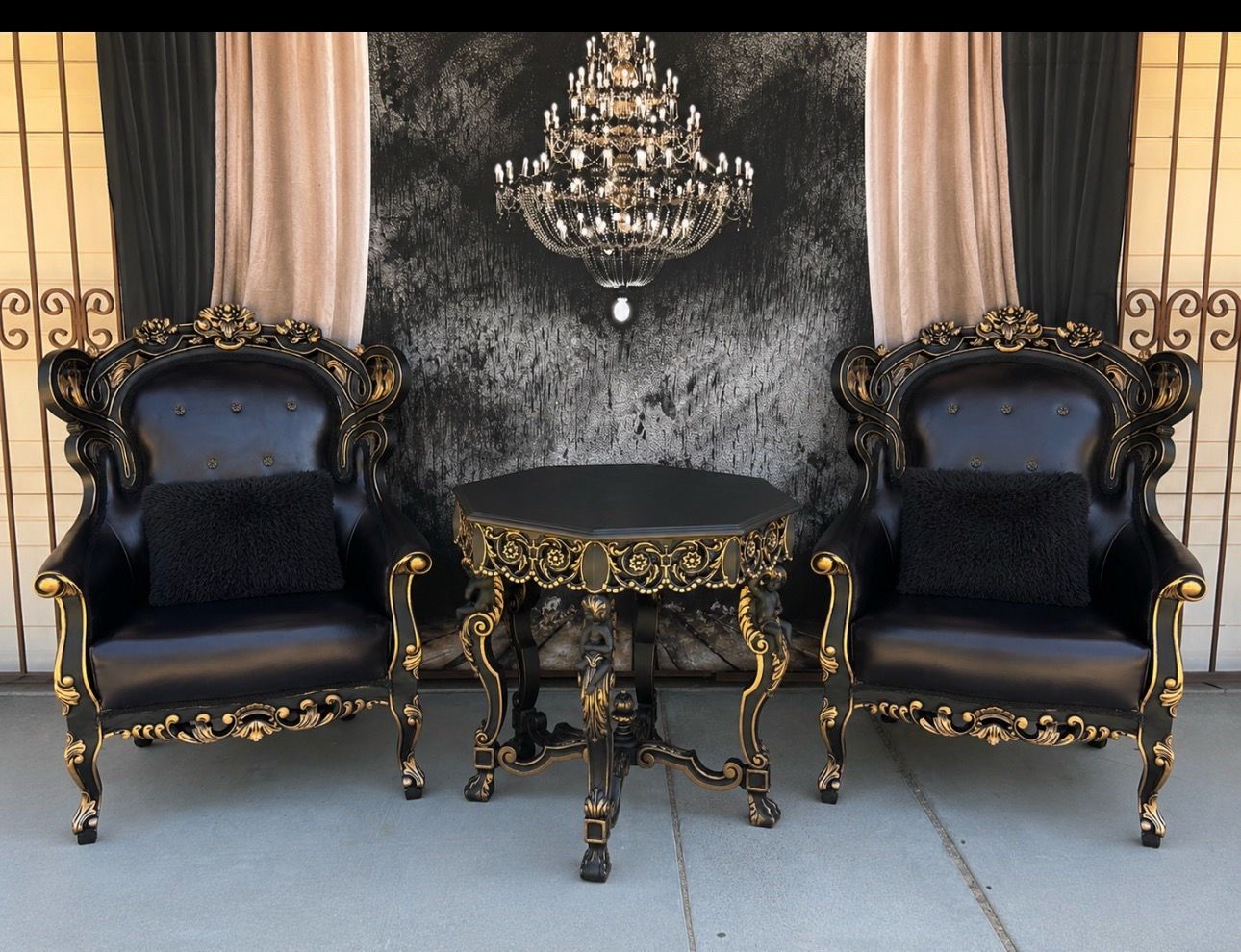 Beautiful gothic Victorian Rocco xl chairs with side cherub carved table