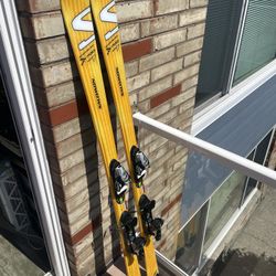 Salomon Scrambler 700 Skis + Bindings