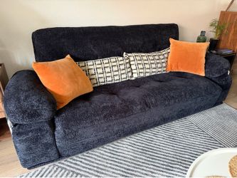 Stylish Comfy couch