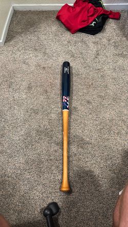 WOOD BAT LINY12T MODEL
