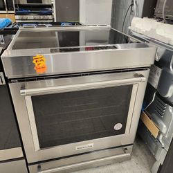 New Scratch And Dent Kitchenaid Induction Stove 30" 