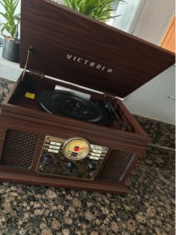 Victrola 6-in-1 record player
