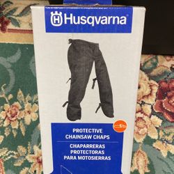 Husqvarna  Protective Chainsaw Chaps 