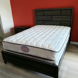 NEW QUEEN MATTRESS AND BOX SPRING 