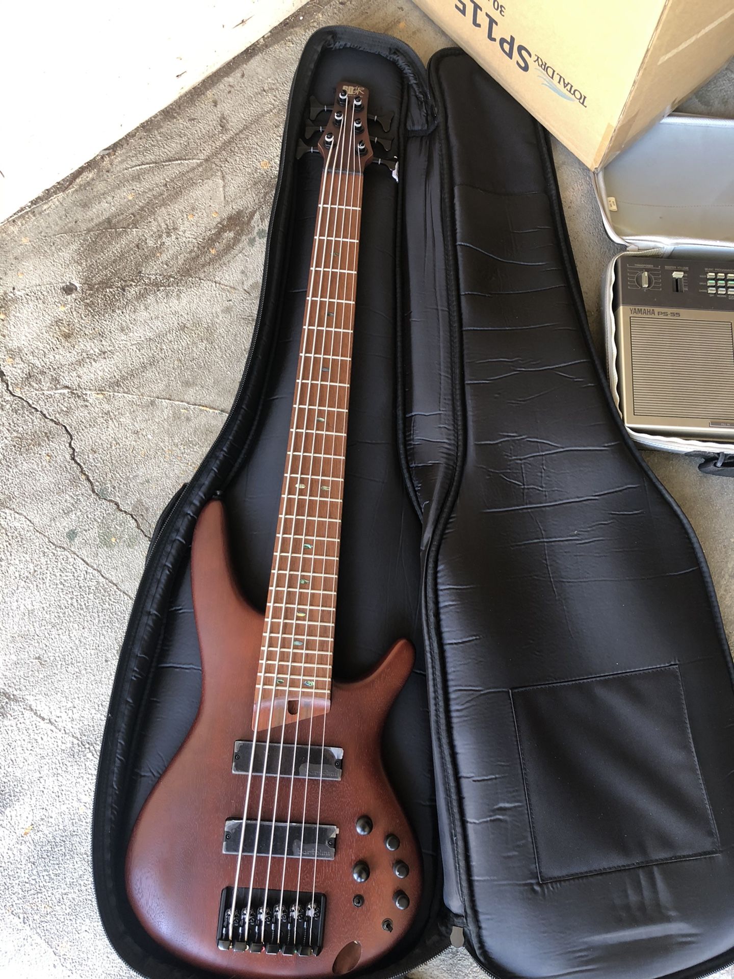 Ibanez sr506e top
